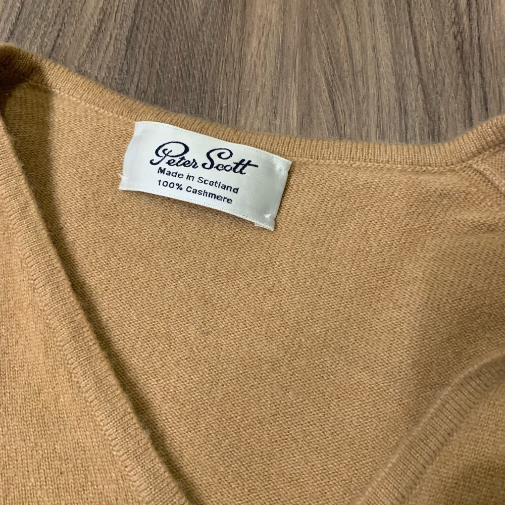 100% Cashmere - Picture 2 of 5